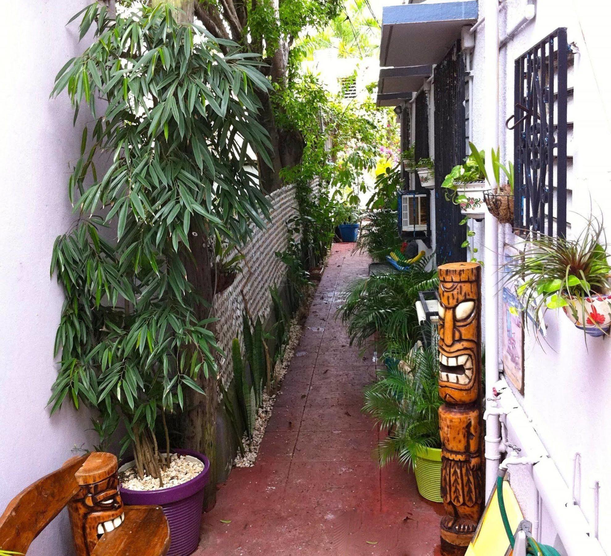 Lower Price, More Style, Discount Studio In San Juan,Pr, Beach, Free Bikes (Adults Only) Экстерьер фото